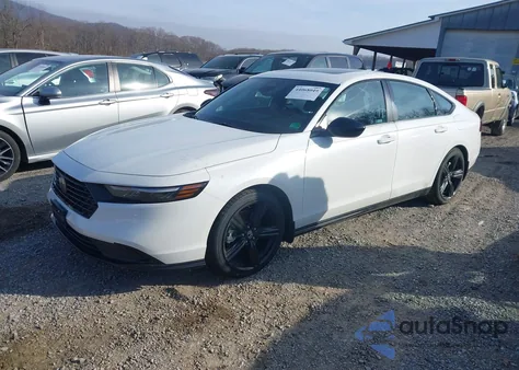 2024 Honda Accord Hybrid Sport-L z USA, uszkodzony, nr VIN 1HGCY2F70RA028900